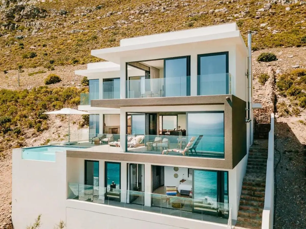 Beyond Misty Cliffs Villa Scarborough