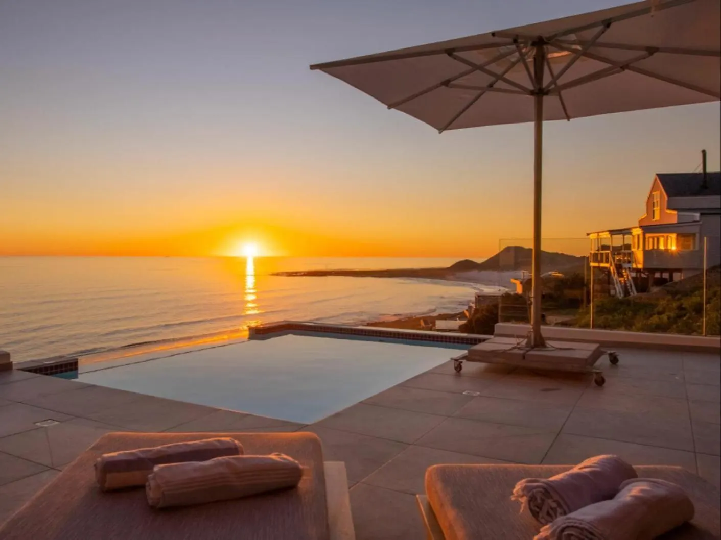 Beyond Misty Cliffs Villa Scarborough